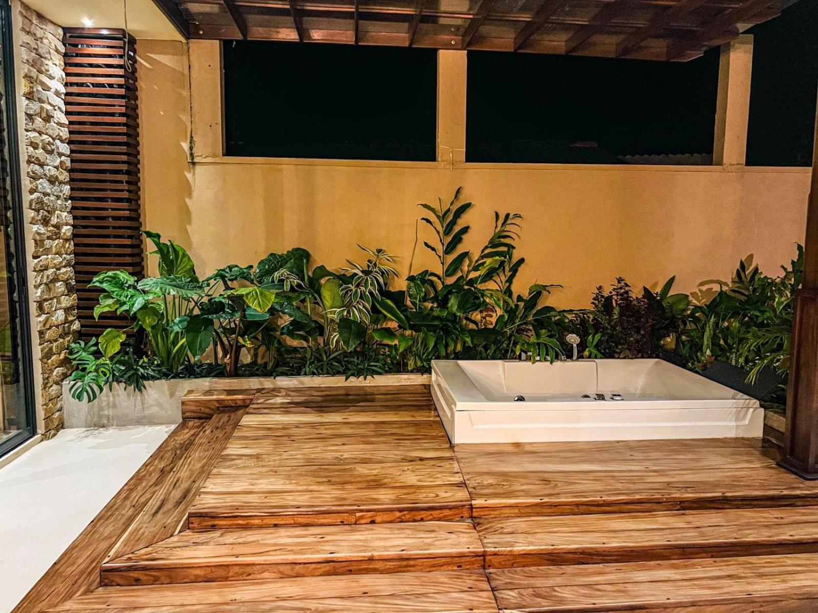 The Neylipz - Fully Air Conditioned 3 Bedroom Apartment Weligama Exterior foto